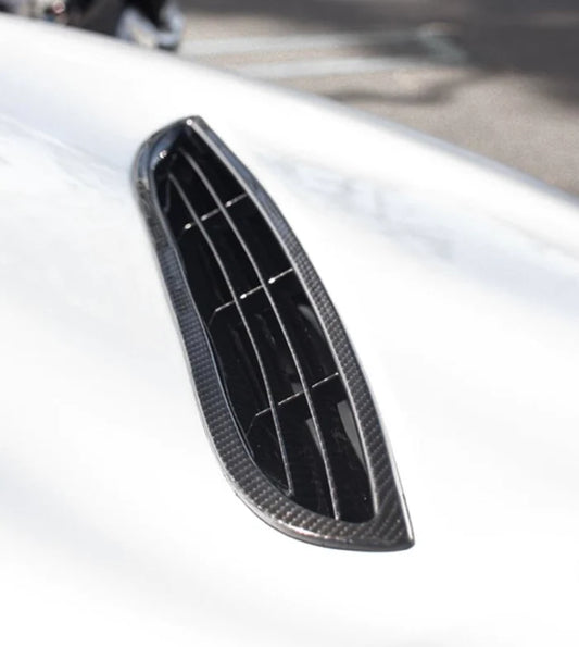 F SERIES CARBON FIBER GTS HOOD VENT